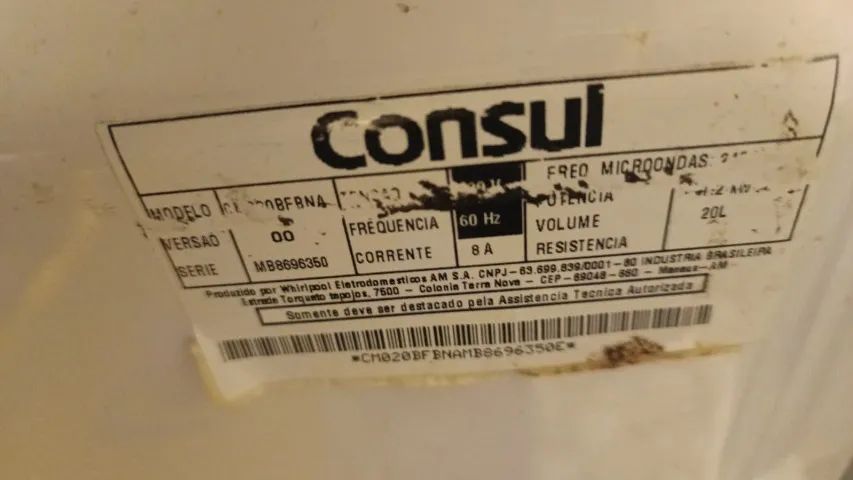 Micro-ondas Consul 20L 220V funcionando - com ferrugem interna - Foto 2