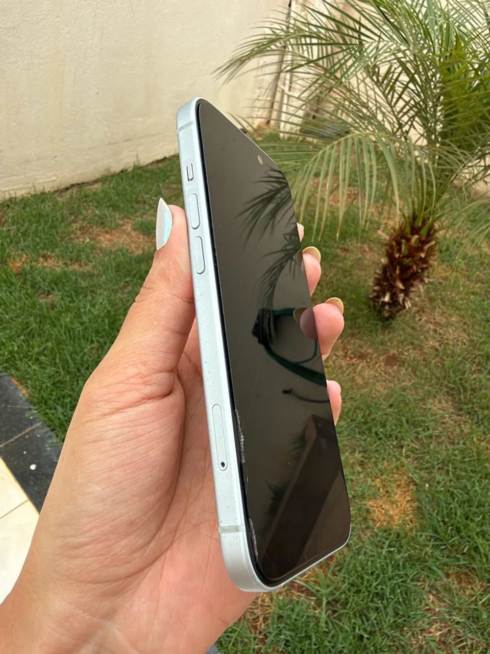 iPhone 15 Silver 128 GB  - Foto 3