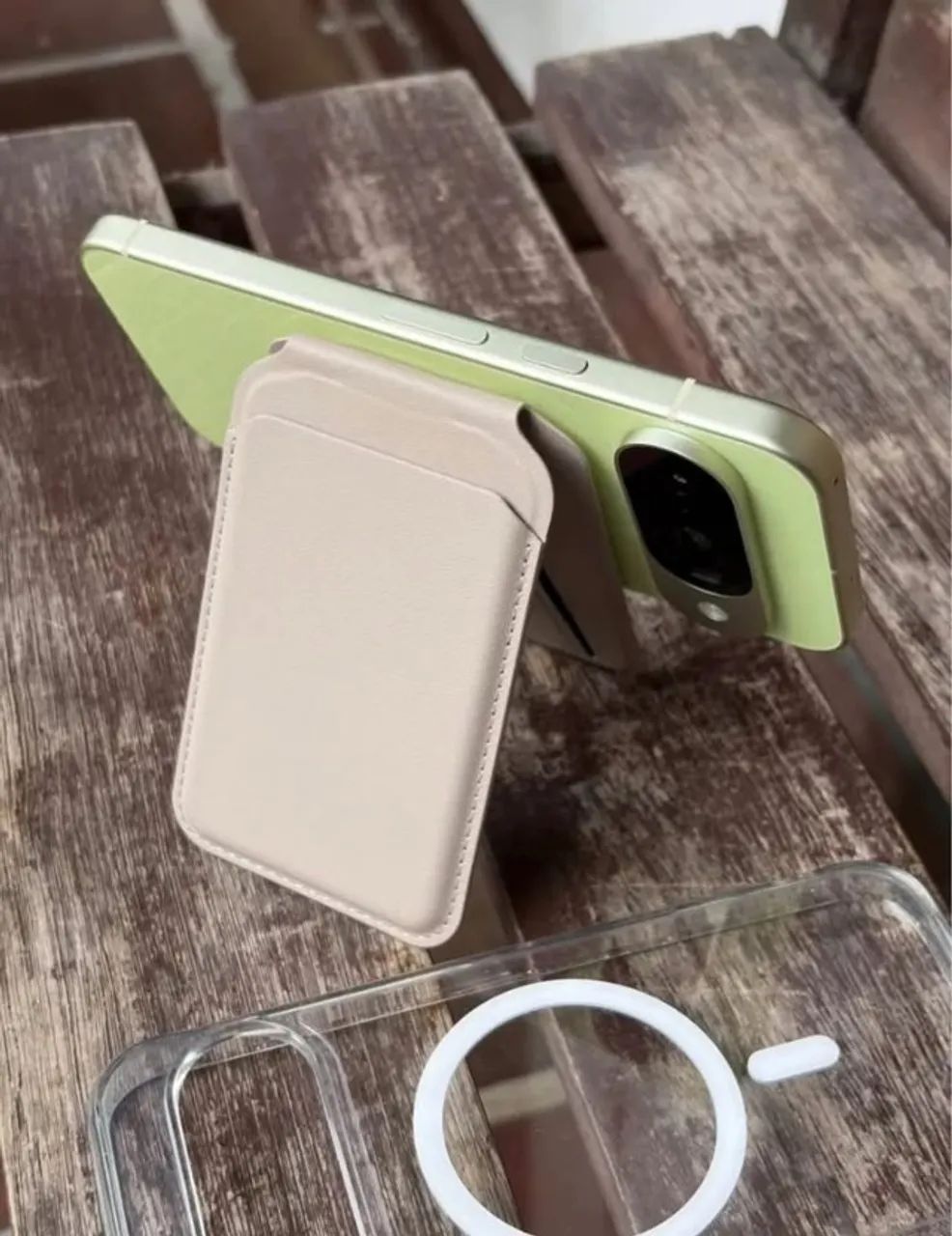 Google Pixel 10 Lemongrass + MagSafe wallet - Foto 4