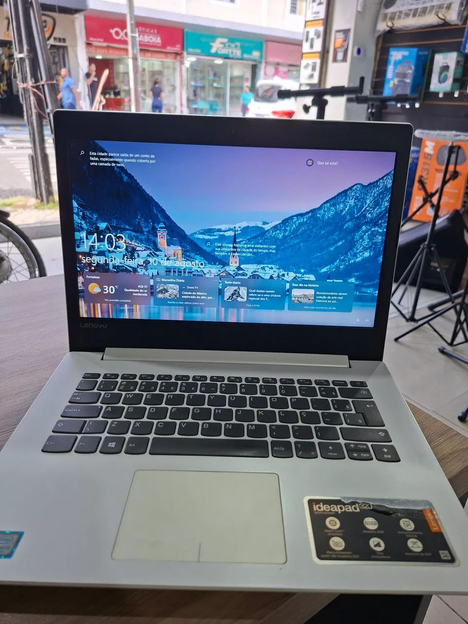 NOTEBOOK LENOVO IDEAPAD 320 Core I3 - Bem conservado