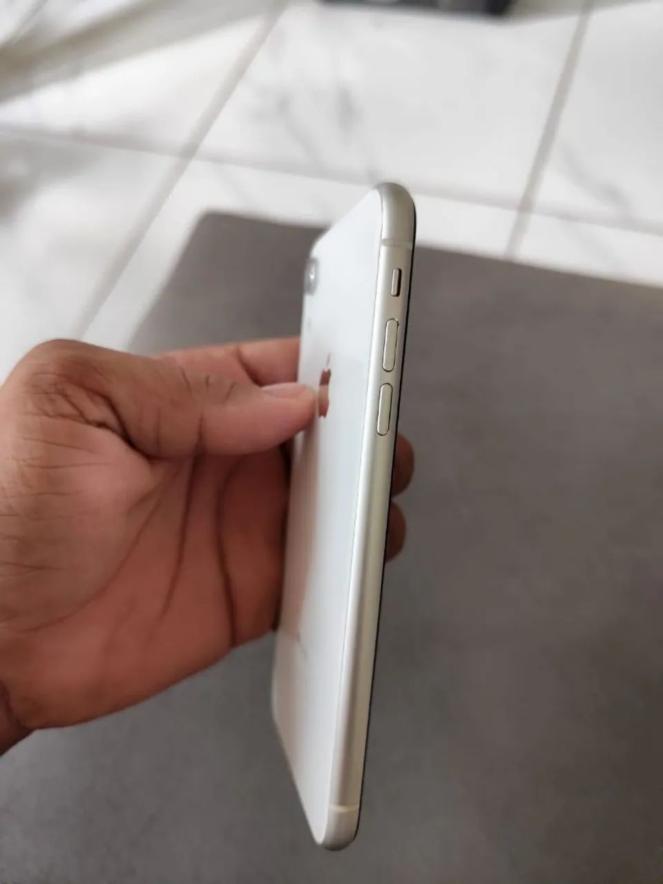 iPhone XR Branco 64GB à Venda - Ótimo Preço! ?  - Foto 3
