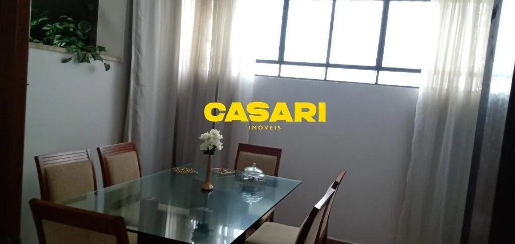 Casa de Alto Padrão com 5 Dormitórios e 600m² no Centro de São Bernardo do Campo - Foto 3