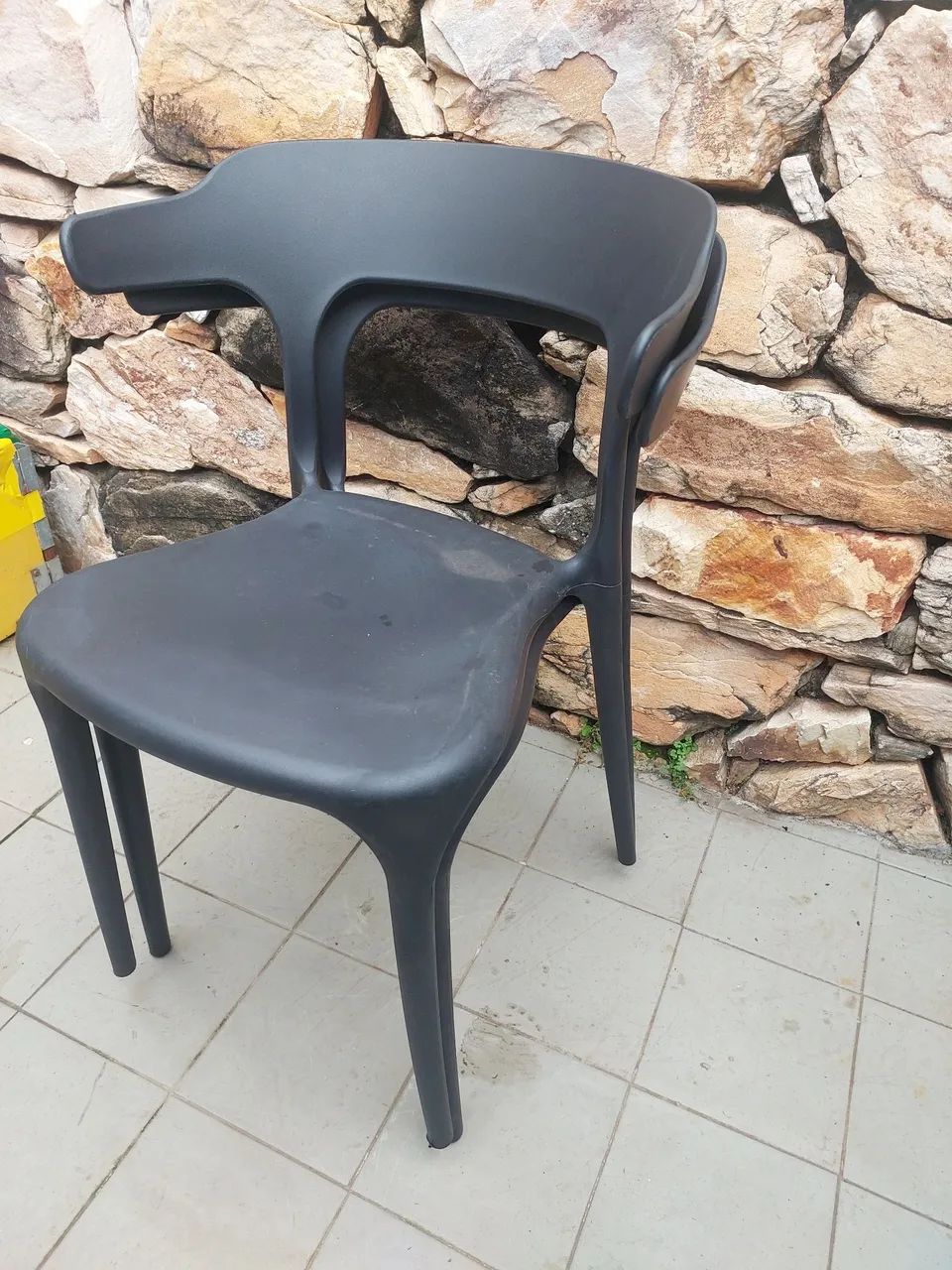 4 cadeiras novas preta  - Foto 2