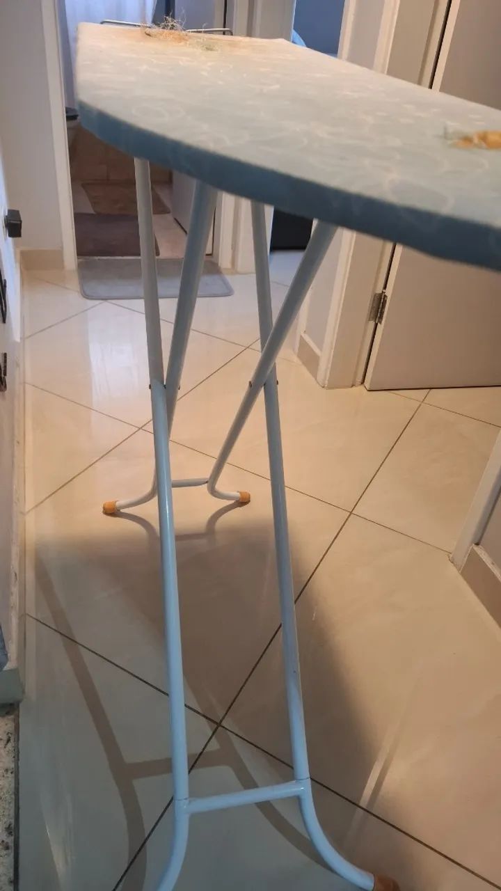 Tábua de passar roupas - Foto 2