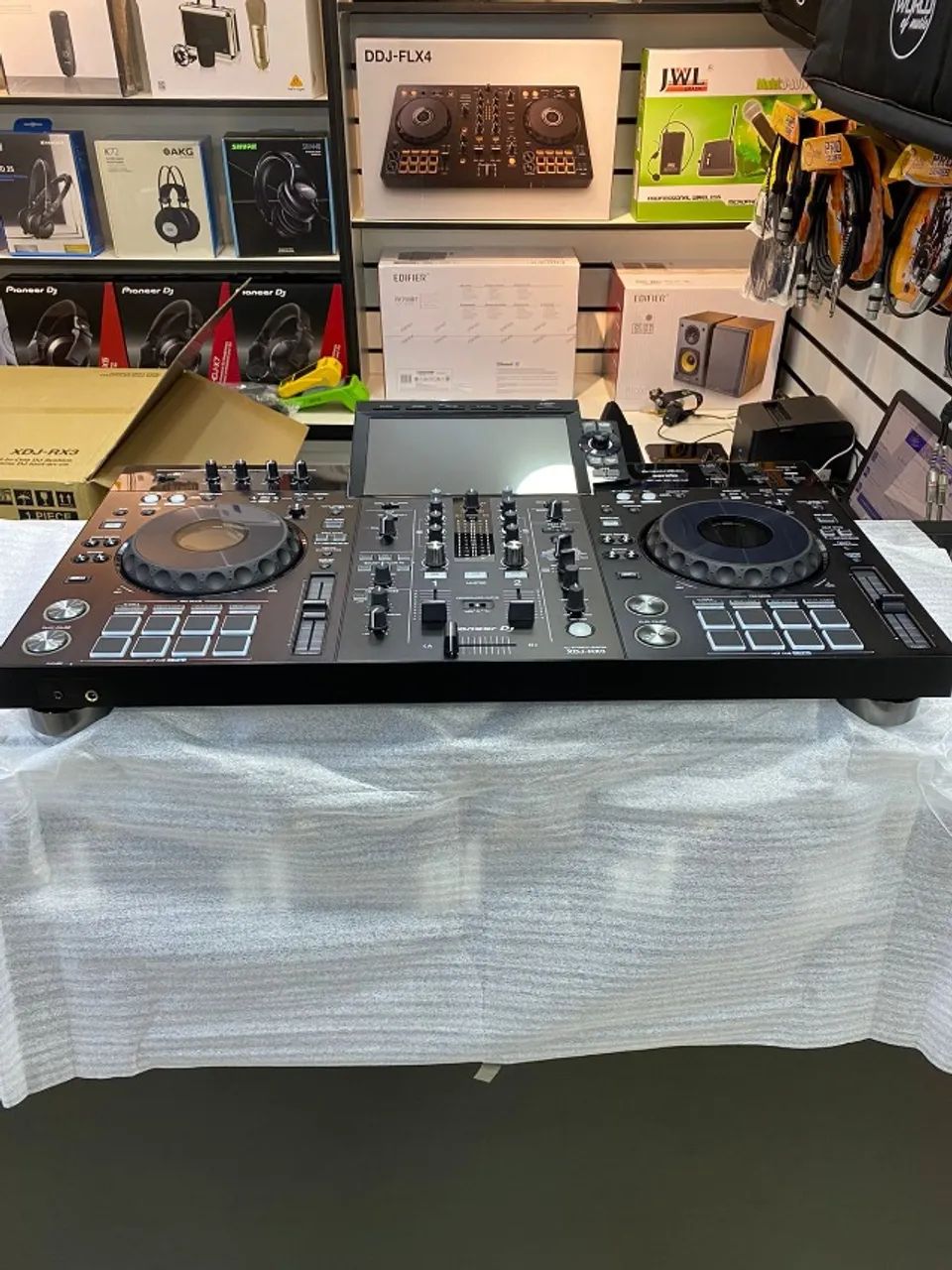 Pré Venda Controladora Pioneer DJ XDJ-RX3 Oferta World Of Music  - Foto 3
