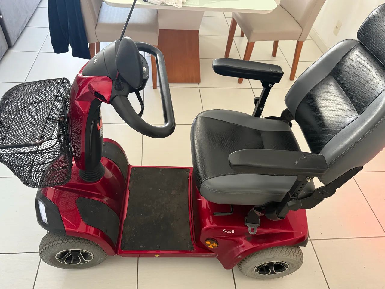 Quadriciculo eletrico scooter Scott