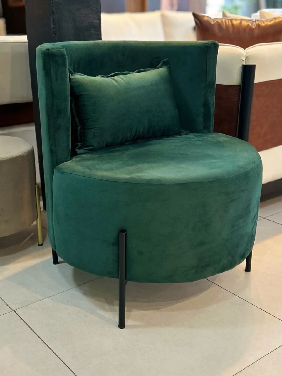 POLTRONA ORGÂNICA EM VERDE FLOREST