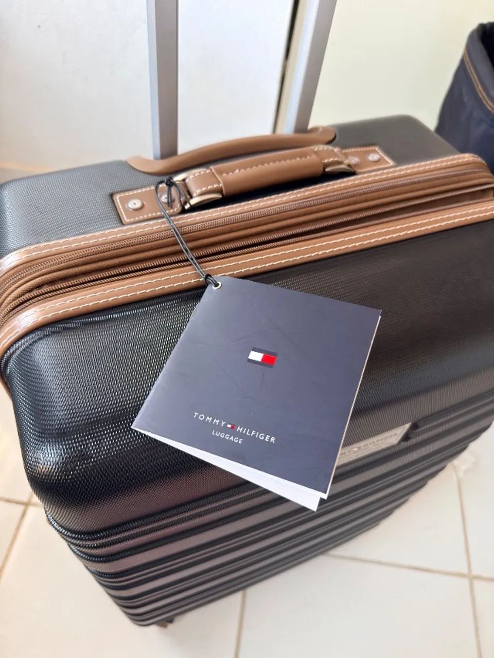 Mala Tommy Hilfiger 23kg - Foto 2
