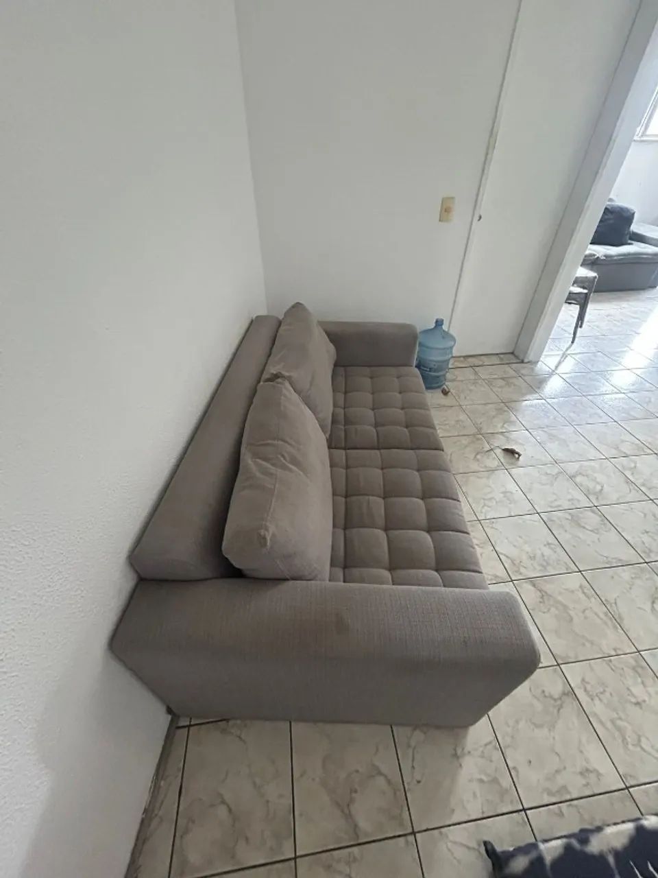 Sofá cinza - Dois lugares - Foto 2