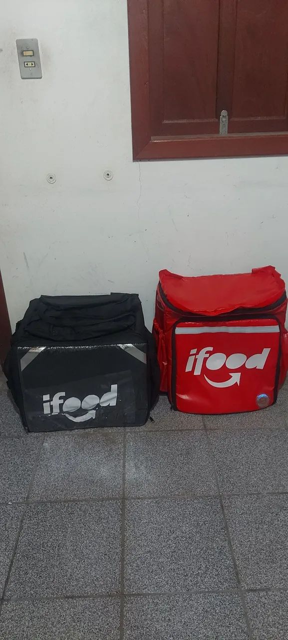 Vendo bag preta