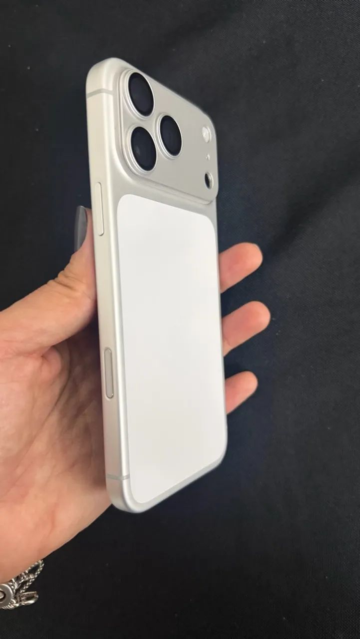 iPhone 17 pro Max 256gb - Perfeito estado com menos de 1 ano - Foto 3