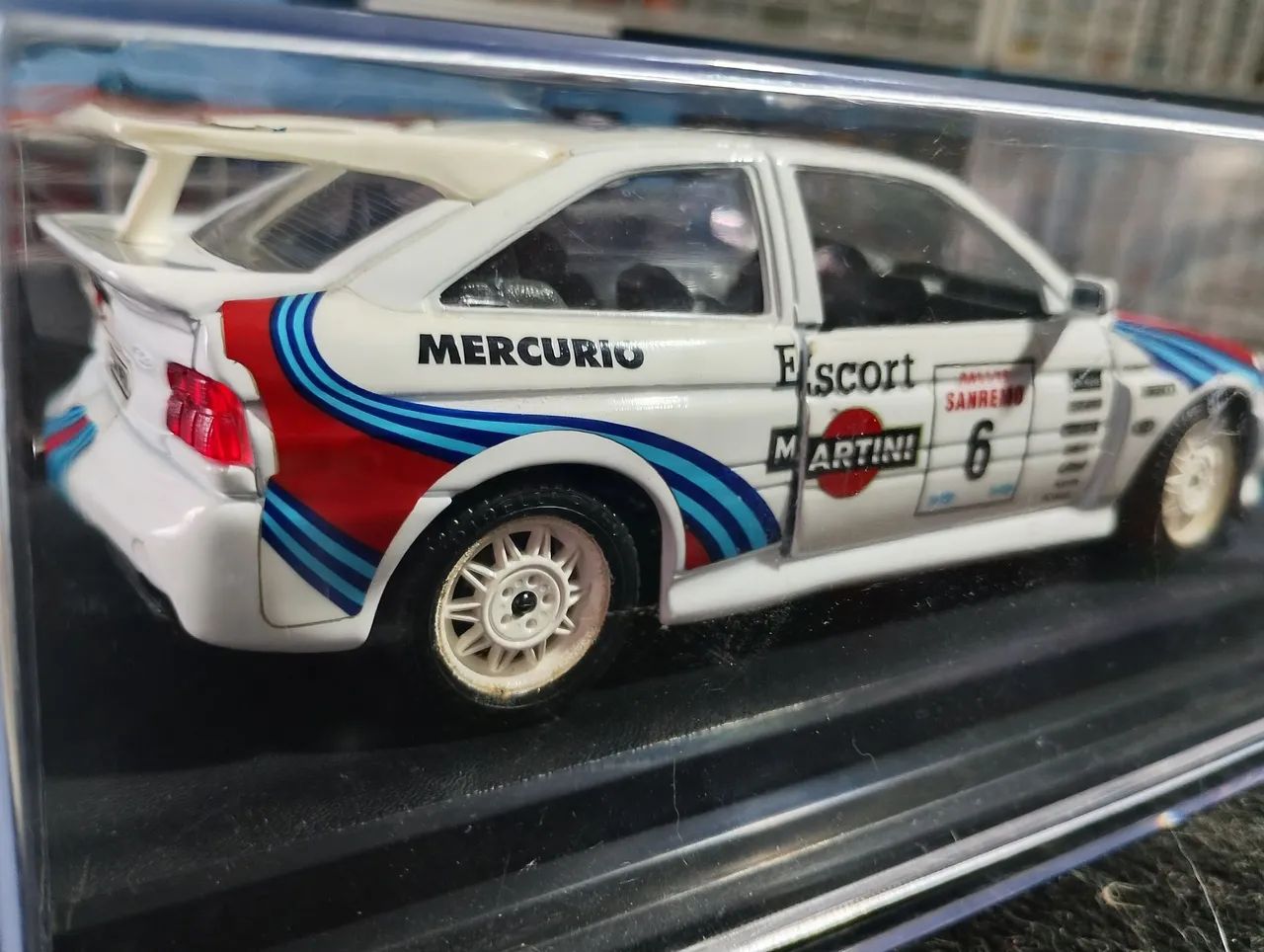 Miniatura Escort burago 1:25 - Foto 4
