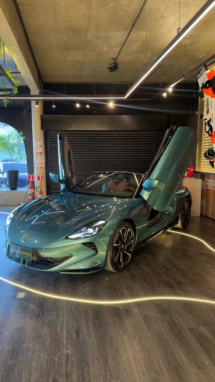 MG Cyberster AWD 2026 - Foto 4
