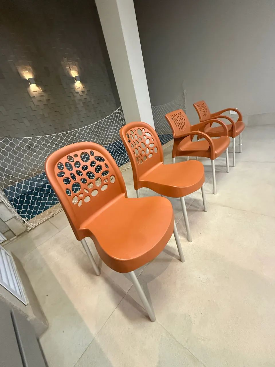 4 cadeiras elegantes  - Foto 2