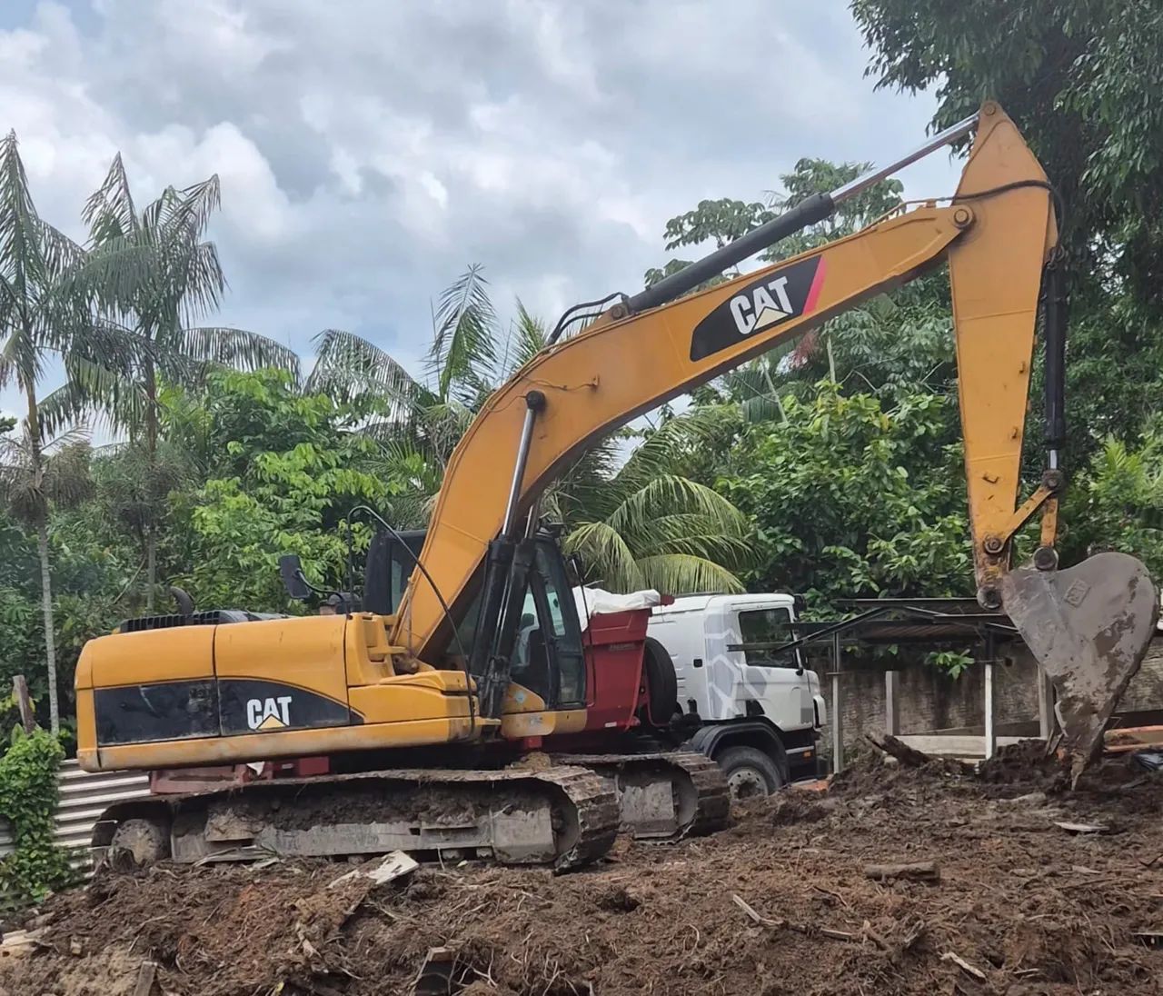 Escavadeira CAT320Dl - Foto 2