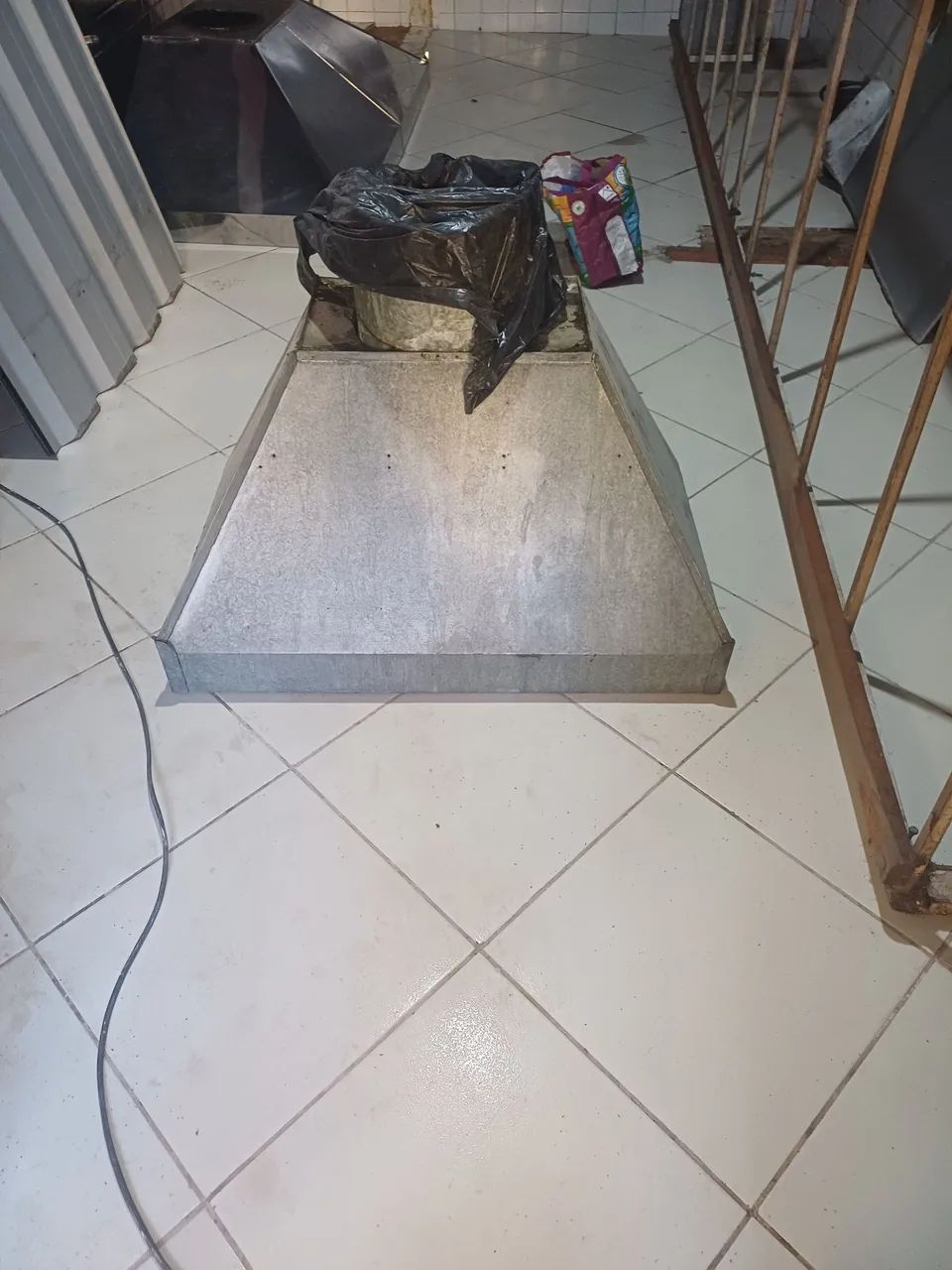 Toldo para loja e coifa.  - Foto 2