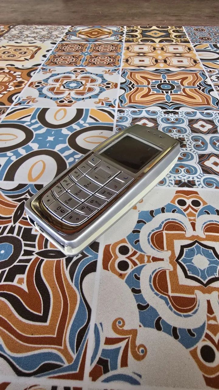 Nokia 3120 Prata Raridade para Colecionadores - Foto 4