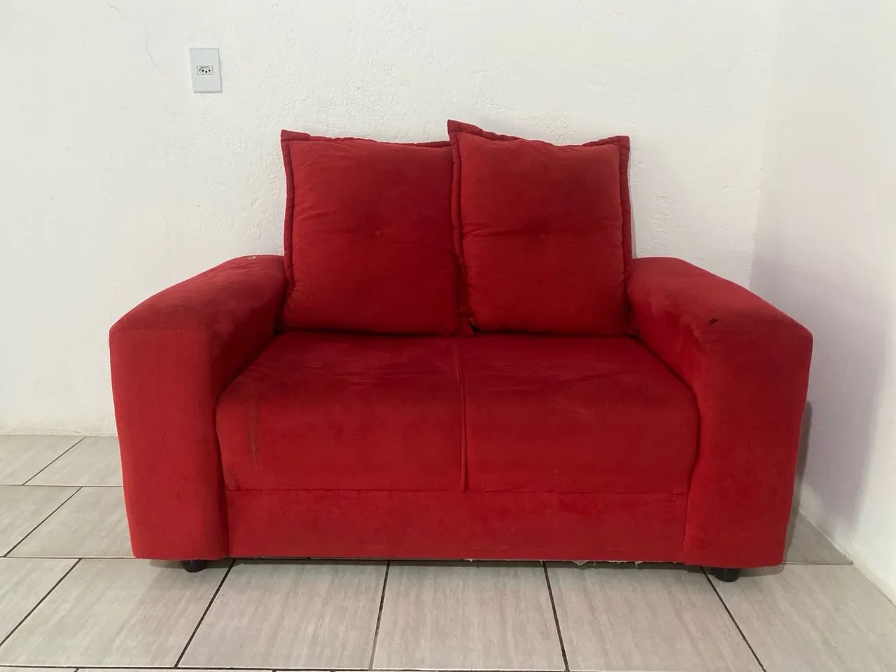 Vendo sofá pequeno, dois lugares  - Foto 3