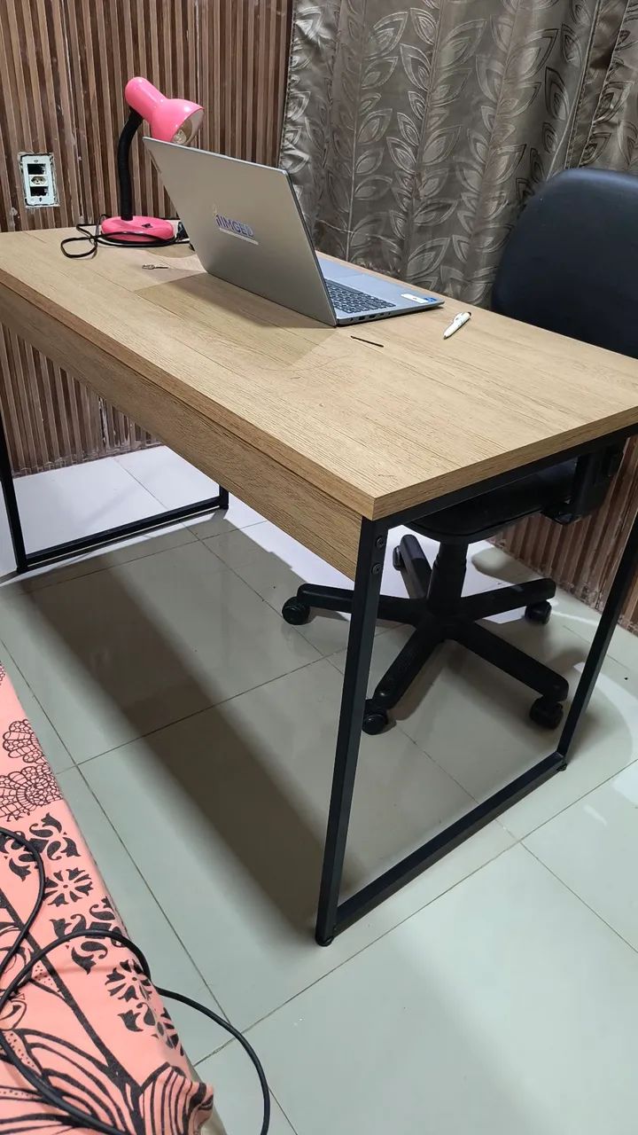 Mesa de escritório com cadeira  - Foto 3