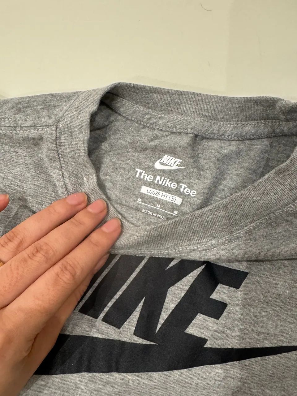 Camisa Nike - cinza 