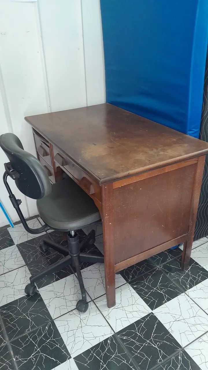 Escrivaninha de Madeira  - Foto 5