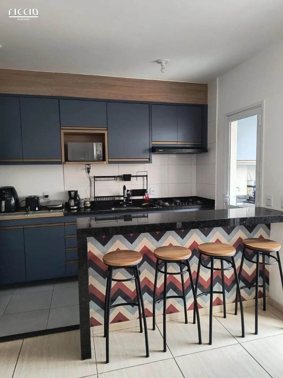 Apartamento Espaçoso com Quintal e Varanda Gourmet! - Foto 5