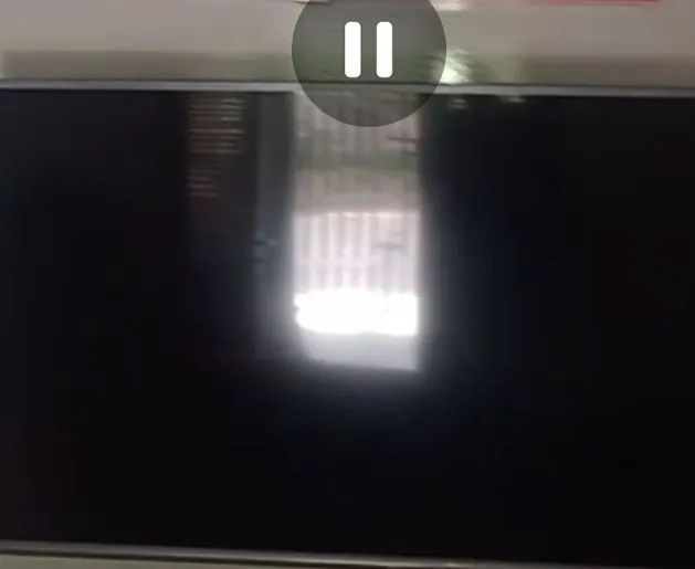 Vendo TV 50 polegadas sem imagem somente o som funcionando perfeitamente 