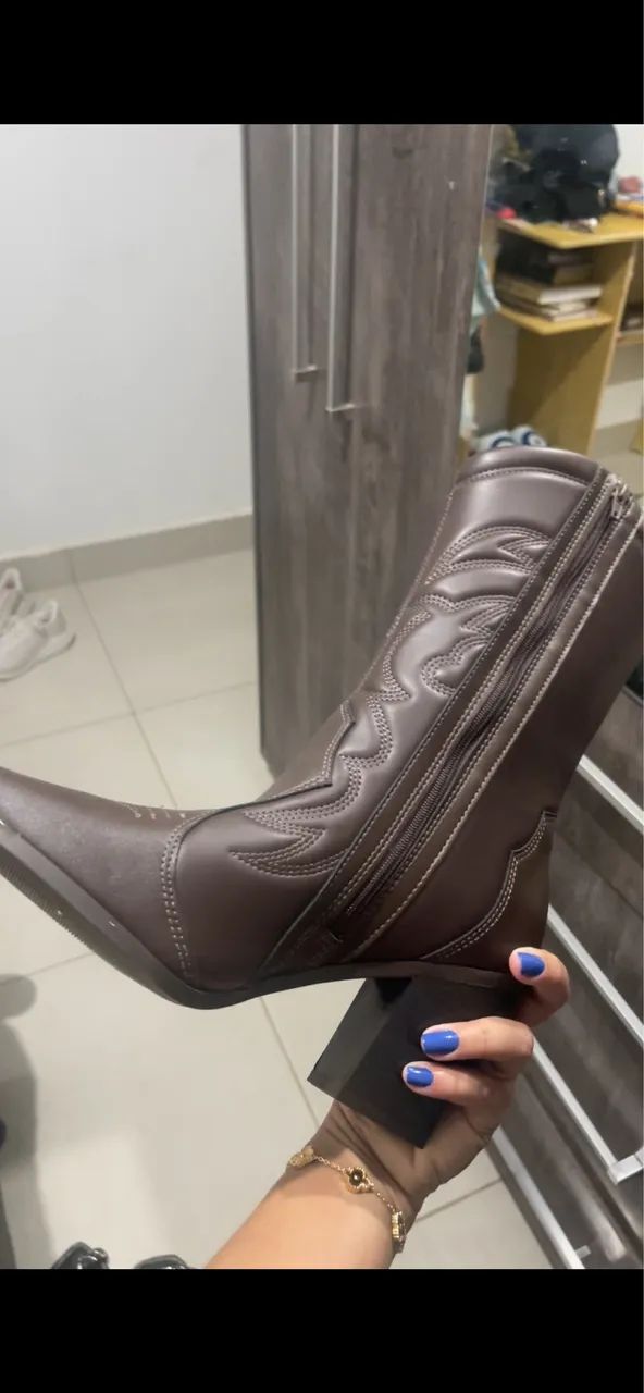 Bota NOVA Vizzano cano Médio - Café  - Foto 2