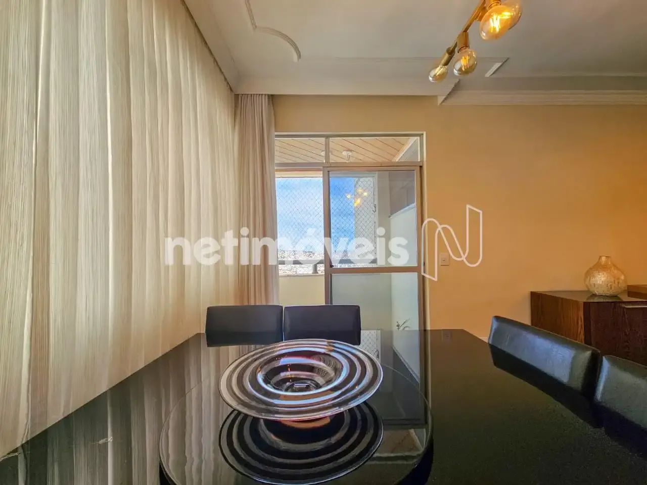Apartamento de 03 quartos com suíte e varanda, em prédio individual com 02 vagas de garage - Foto 5
