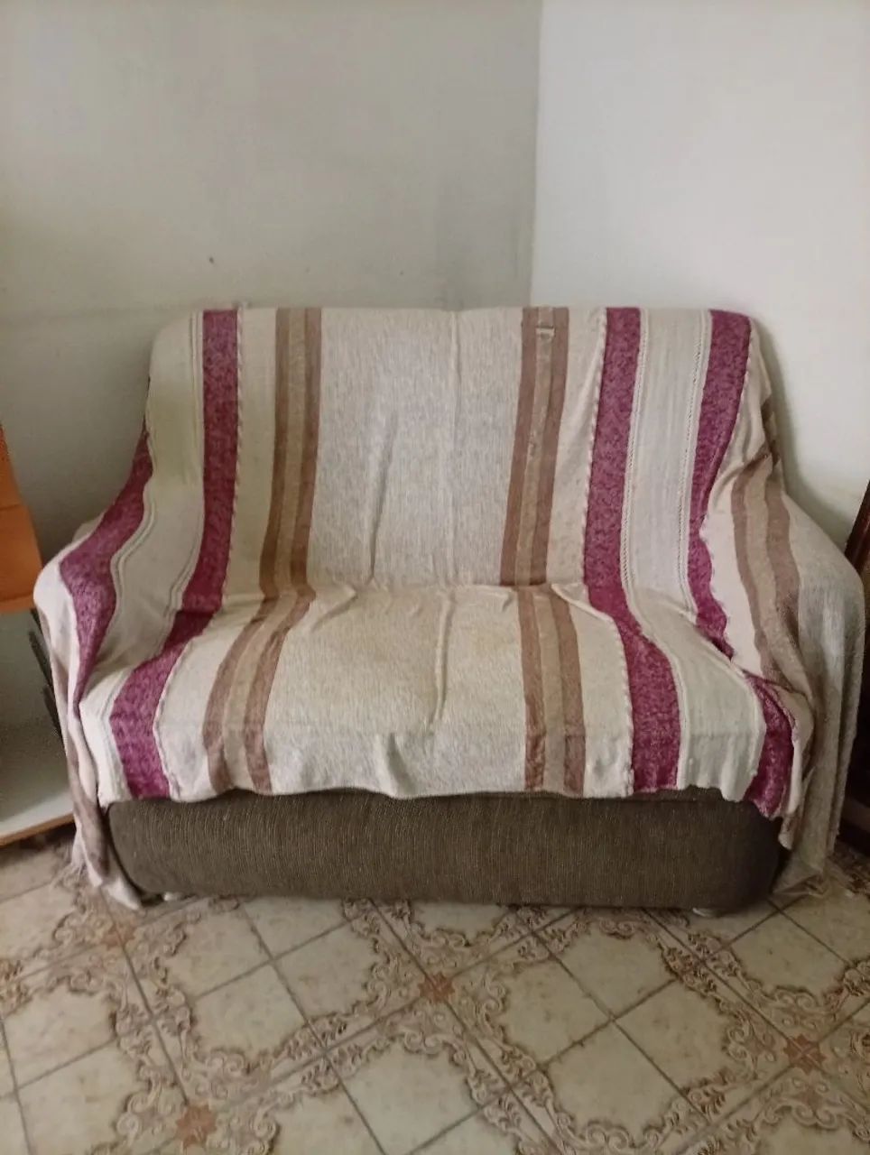 Sofá de dois lugares em Suede  - Foto 2