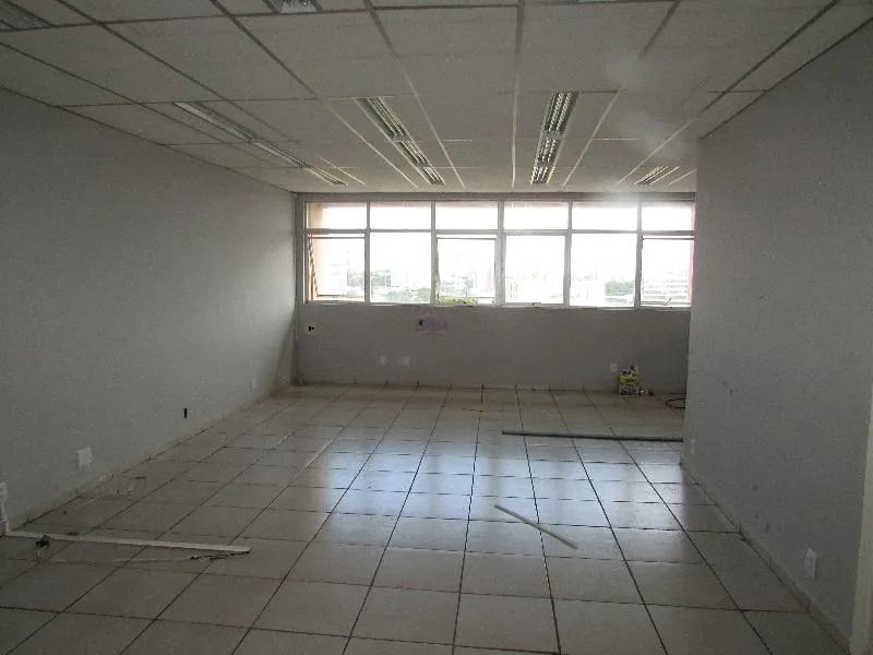 Comercial/Industrial com 1 sala(s) no bairro Bandeirantes em Cuiabá - MT - Foto 2