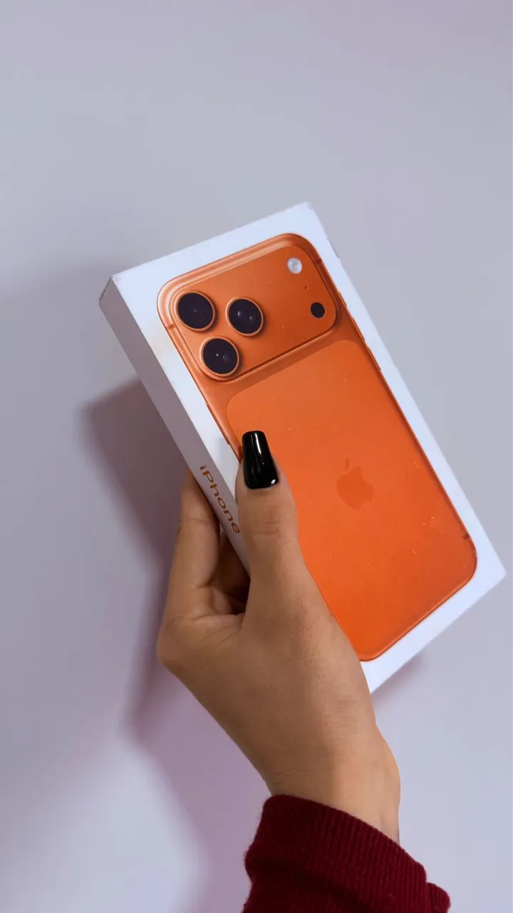 iPhone 17 Pro Max 256gb - Celulares e Smartphones - Maria