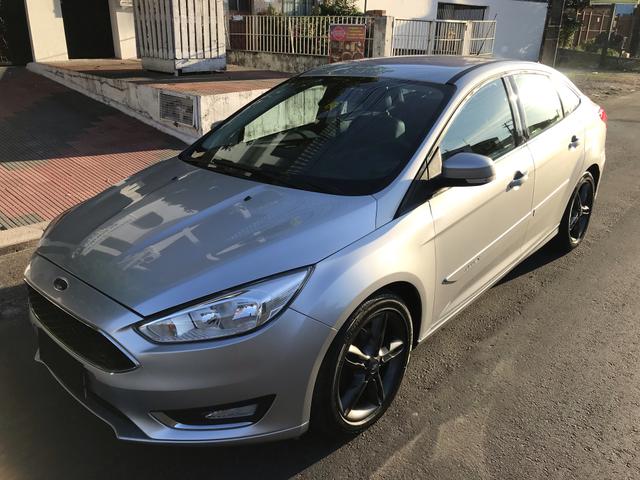 Ford Focus Sedam Power Shifit 2016 - Foto 2