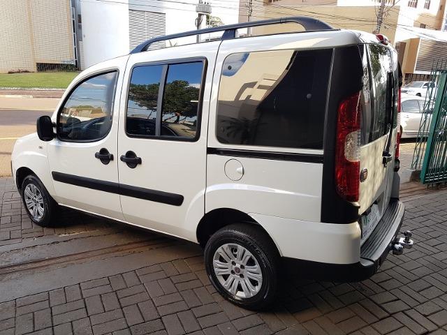 Fiat Doblo Essence 1.8 Flex 16V 5p - Foto 5