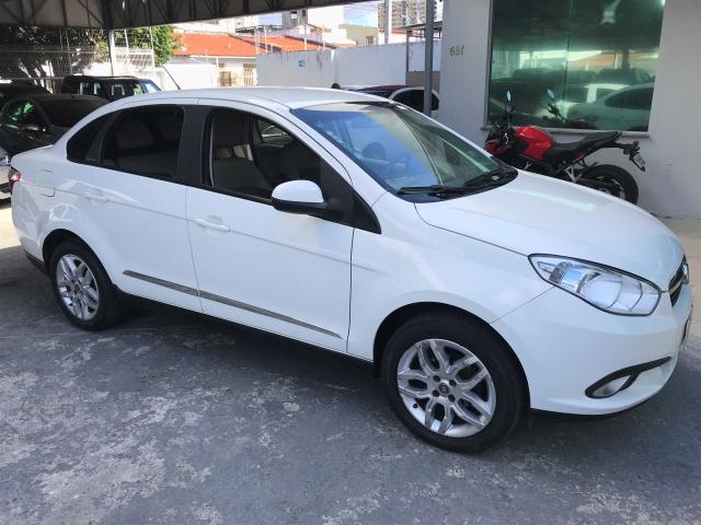 FIAT GRAND SIENA 2015/2016 1.6 MPI ESSENCE 16V FLEX 4P AUTOMATIZADO - Foto 2