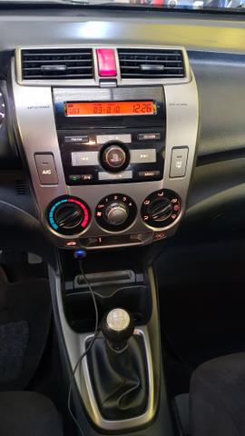 Honda City 1.5 LX 2012/2013 - Foto 14
