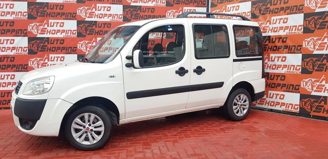 Fiat Doblo 1.4 7 lugares - Foto 8