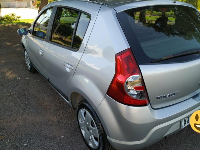 Sandero Privilege 1.6 (8V) - Foto 5