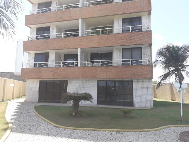 Vendo apartamento com 2 quartos/suítes na Praia do Futuro, Vista para o mar