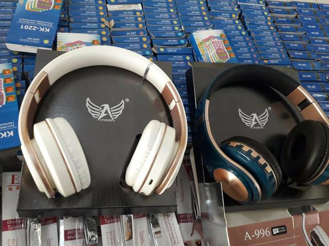 Fones de ouvido com fio e sem fio - Foto 2