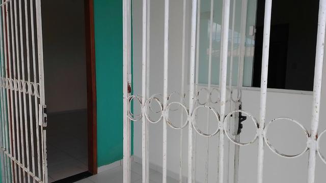 Repasse casa de esquina com 03 quartos, no Jardim Aeroporto/Próximo ao Caiçara, - Foto 8