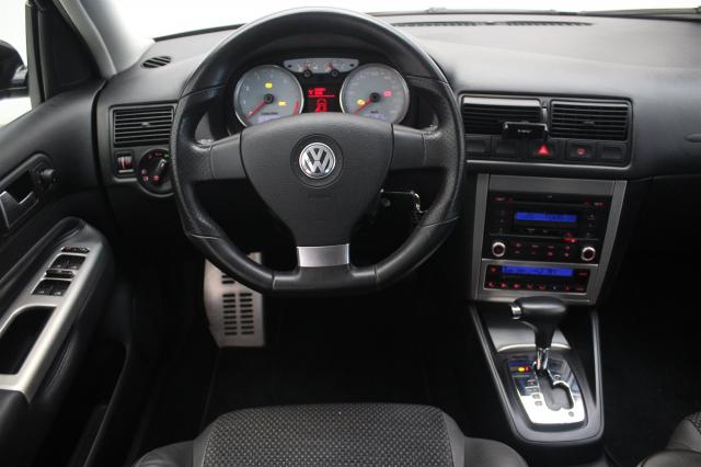 VOLKSWAGEN GOLF 2009/2010 2.0 MI BLACK EDITION 8V FLEX 4P TIPTRONIC - Foto 13