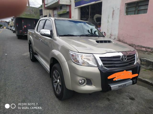 Hilux 2014 automática - Foto 2