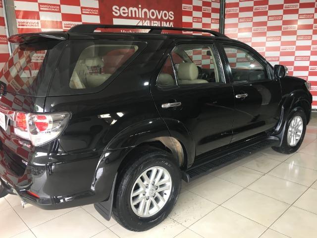 Toyota sw4 srv 3.0 4x4 7 lugares - Foto 9