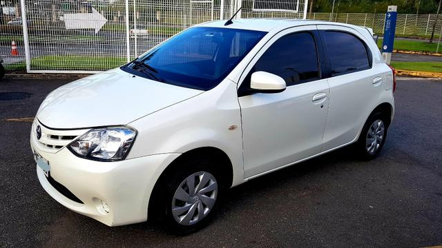 Toyota Etios SX 2017 TOP automático + carro muito novo + promoção 39.900 - Foto 3