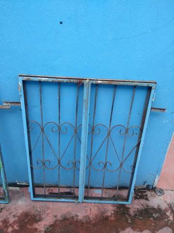 2 janelas de 1m x 80cm por R$ 100 - Foto 2