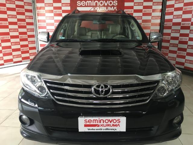 Toyota sw4 srv 3.0 4x4 7 lugares - Foto 2