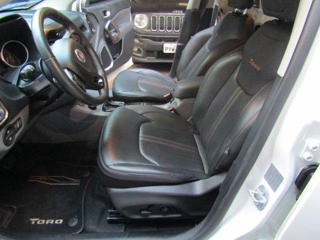 FIAT TORO 2017/2017 2.0 16V TURBO DIESEL VOLCANO 4WD AUTOMÁTICO - Foto 6