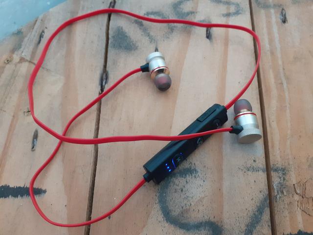 Fone bluetooth da Red Nose - Foto 2