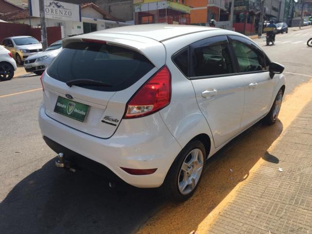 FORD FIESTA 2013/2014 1.5 SE HATCH 16V FLEX 4P MANUAL - Foto 5